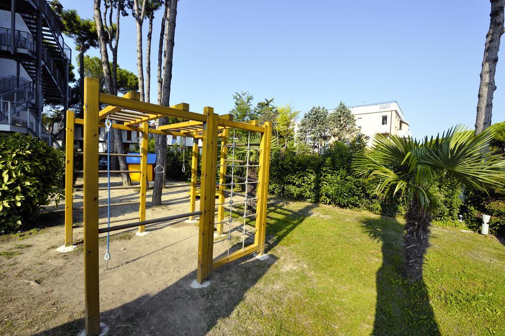 Hotel Vina De Mar Lignano Sabbiadoro Dış mekan fotoğraf